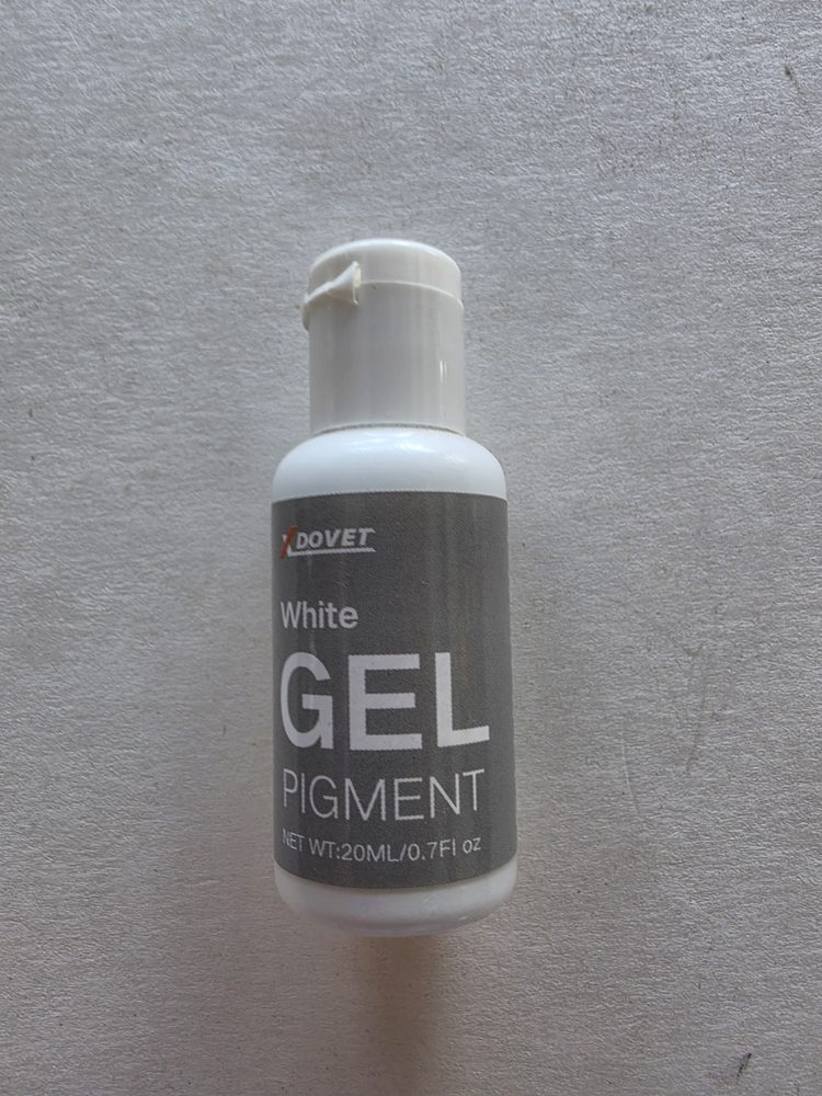 Pigmento en gel color blanco marca XDOVET, frasco plástico blanco