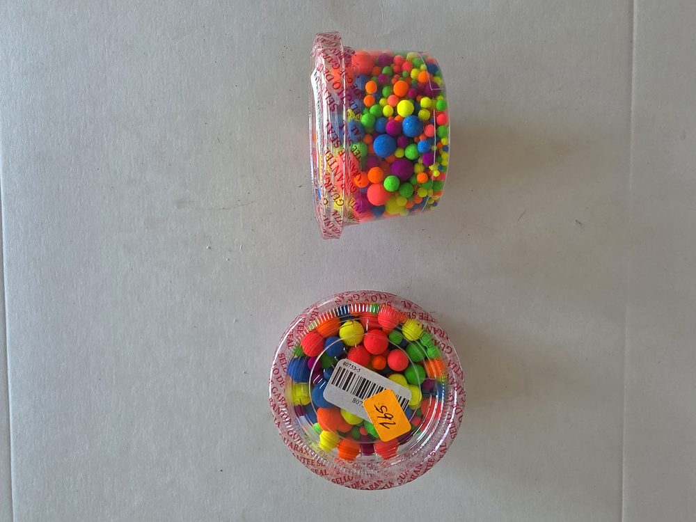 Envase plástico con perlas o esferas comestibles multicolor neon