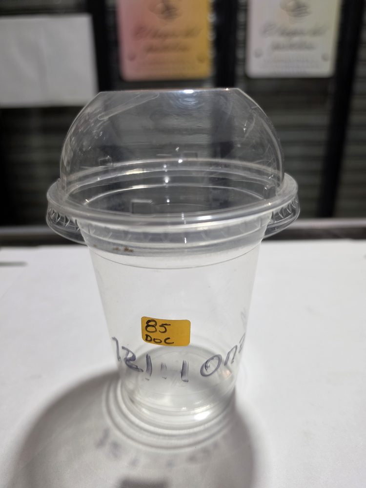Vaso plástico transparente 12 oz con tapa domo