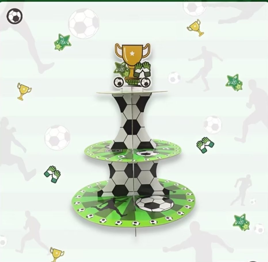 Base torre de cartón para cupcakes de 3 niveles tema futbol, verde