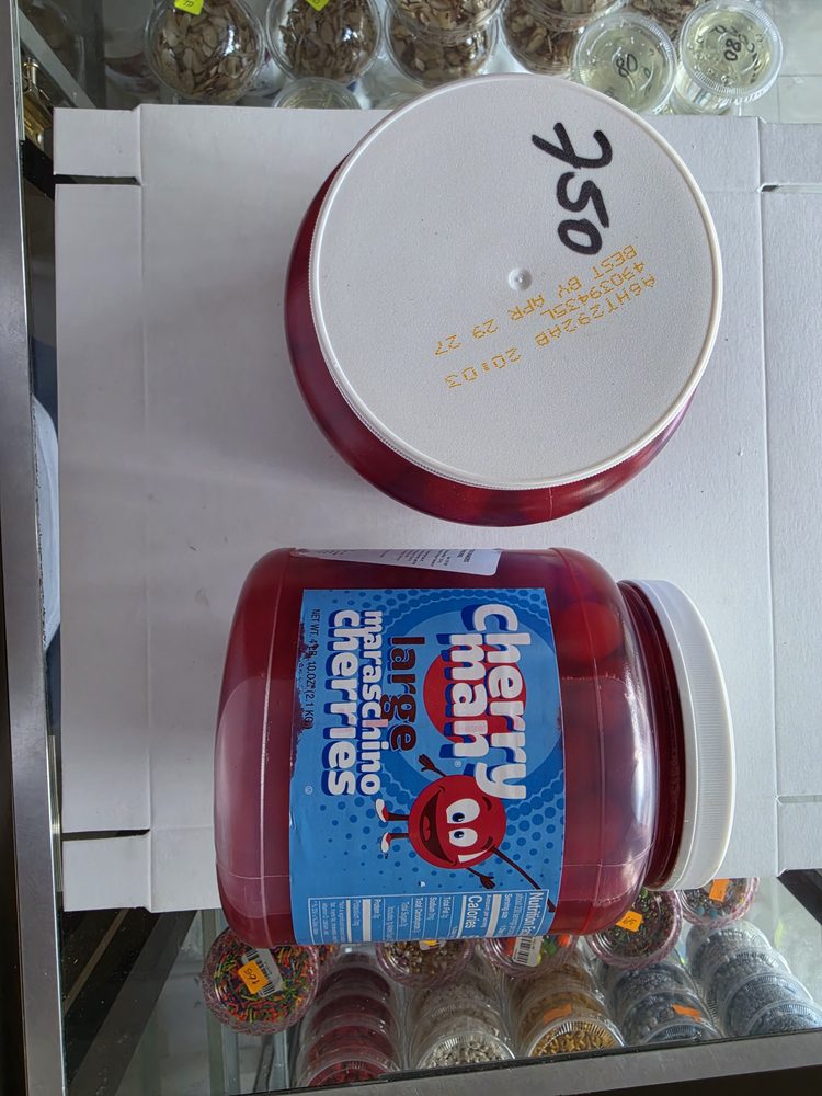 Frasco de cerezas maraschino rojas grandes en almibar, tapa blanca, 4