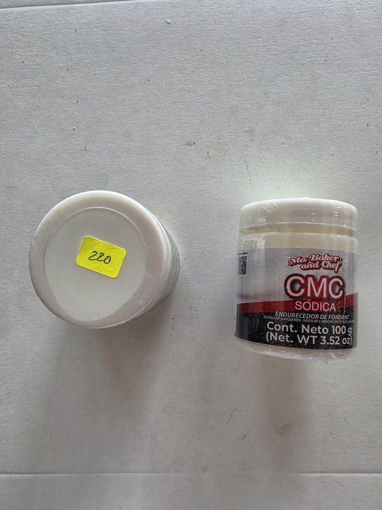 CMC sodica (endurecedor de fondant) en polvo, pote plástico