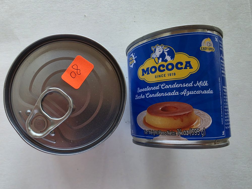 Lata de leche condensada azucarada Mococa de 395 g, etiqueta azul