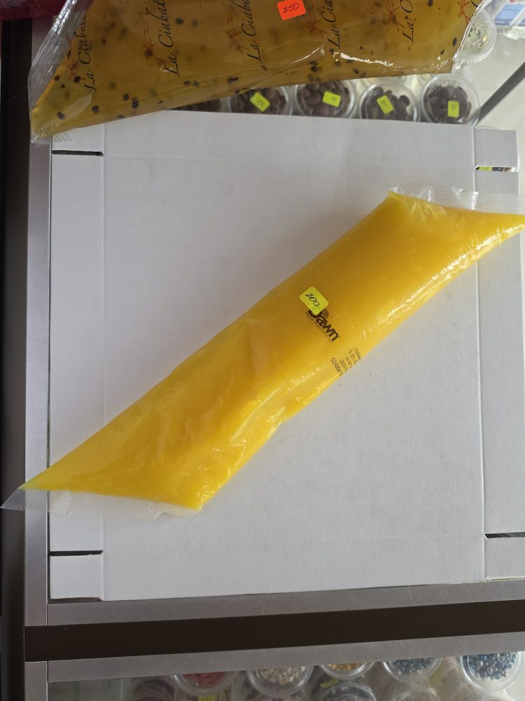 Manga de relleno de limón color amarillo intenso, marca Dawn