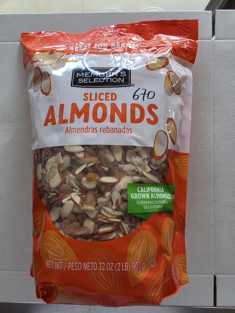 Bolsa naranja y blanca de almendras rebanadas de 907 g, marca